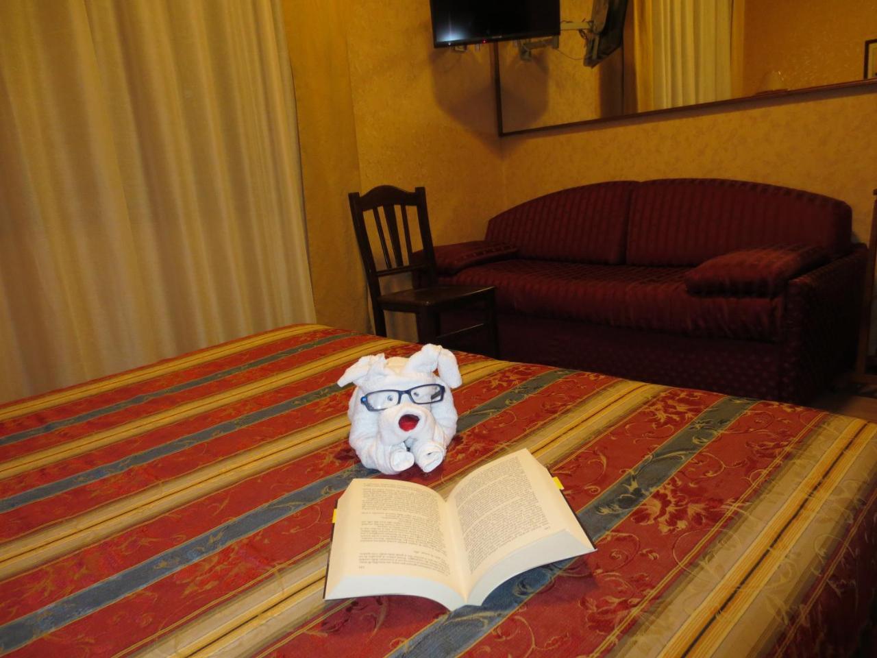 Hotel Italia City Center Мантова Екстериор снимка